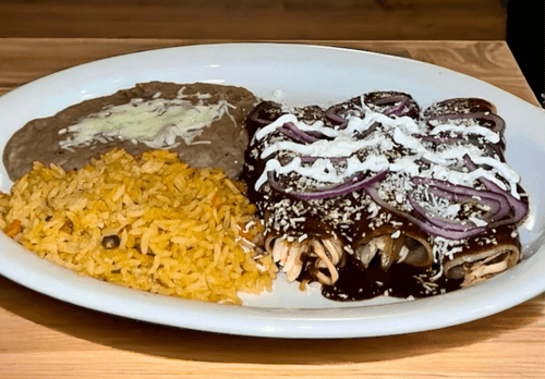 Enchiladas De Mole